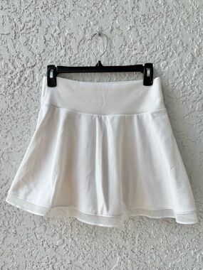 Lou apparel magnolia white skort Small